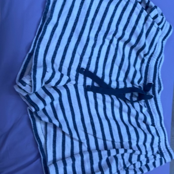 Old navy pj set - Picture 3 of 5